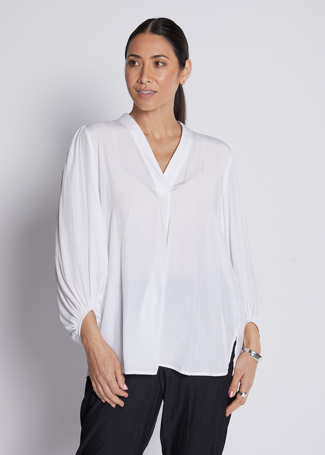 Silky technical V neck billow sleeve blouse in white