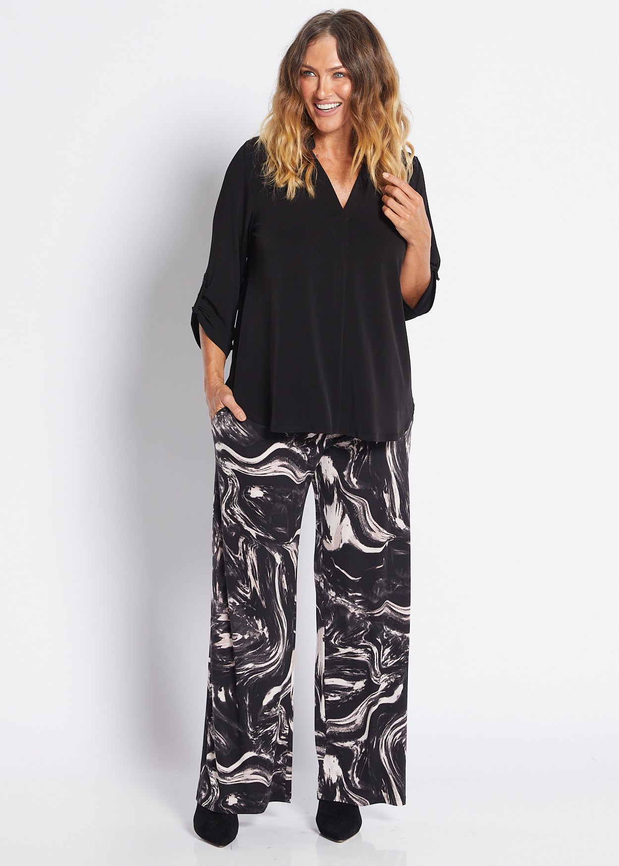 Brushed Jersey Relaxed Wide Leg Pant with Pockets in Black White Pink print