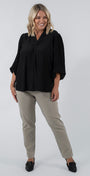 Narrow Miracle Bengaline Women's full-length slim-cut pants in raffia.