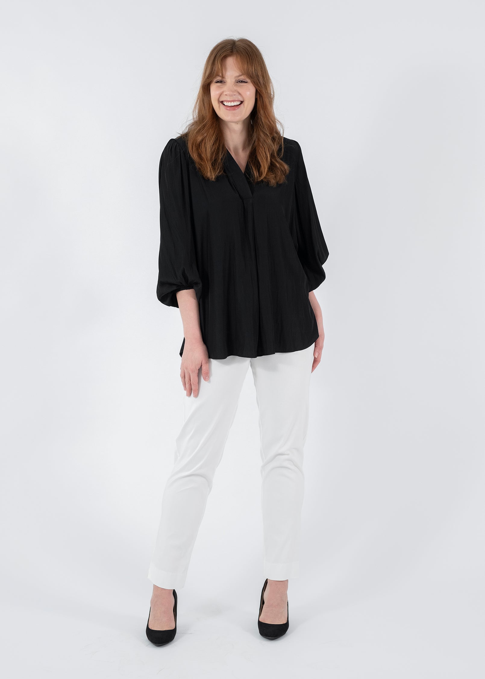 Narrow Miracle Bengaline Women's full-length slim-cut pants in white.