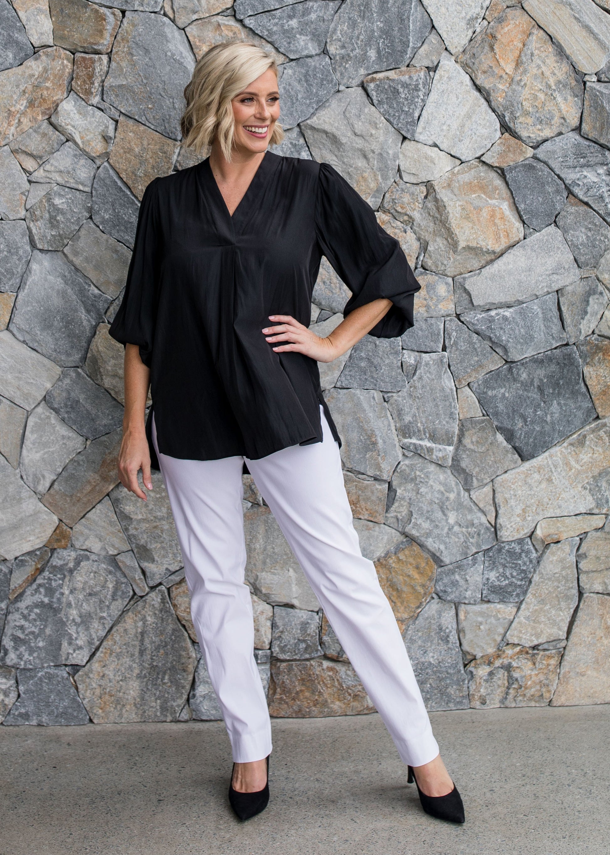 Narrow Miracle Bengaline Women's full-length slim-cut pants in white.