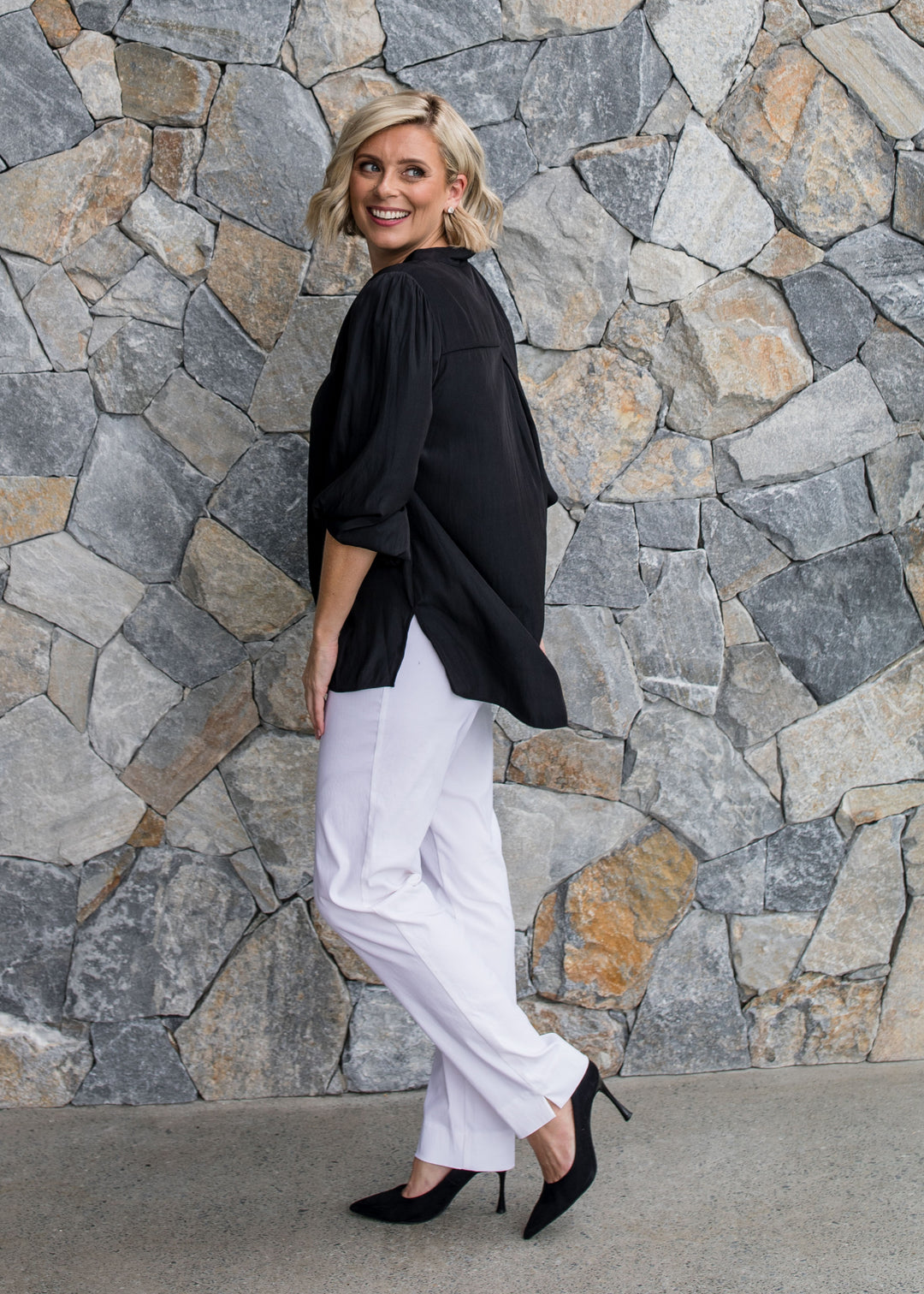 Narrow Miracle Bengaline Women's full-length slim-cut pants in white.