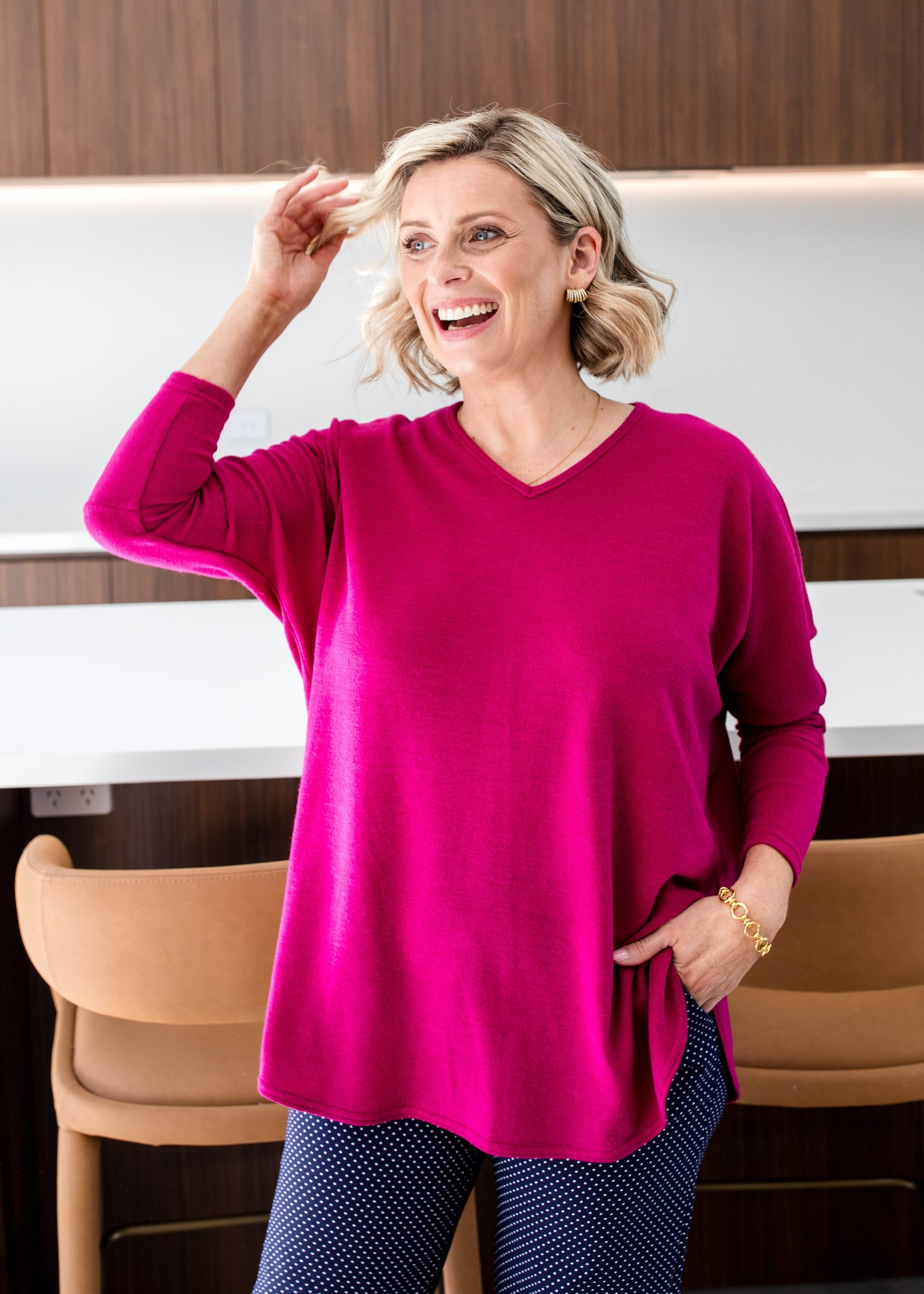 V Neck Knit Jumper in Magenta