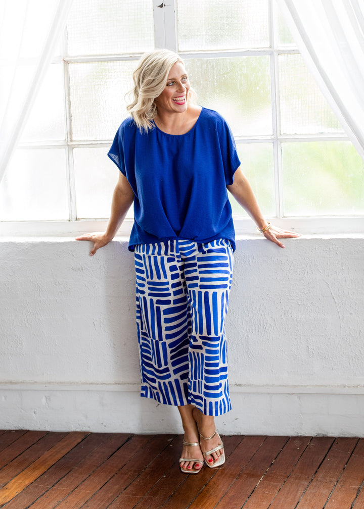 Zion linen crop pant in Gazebo blue