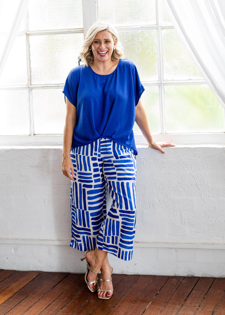 Zion linen crop pant in Gazebo blue