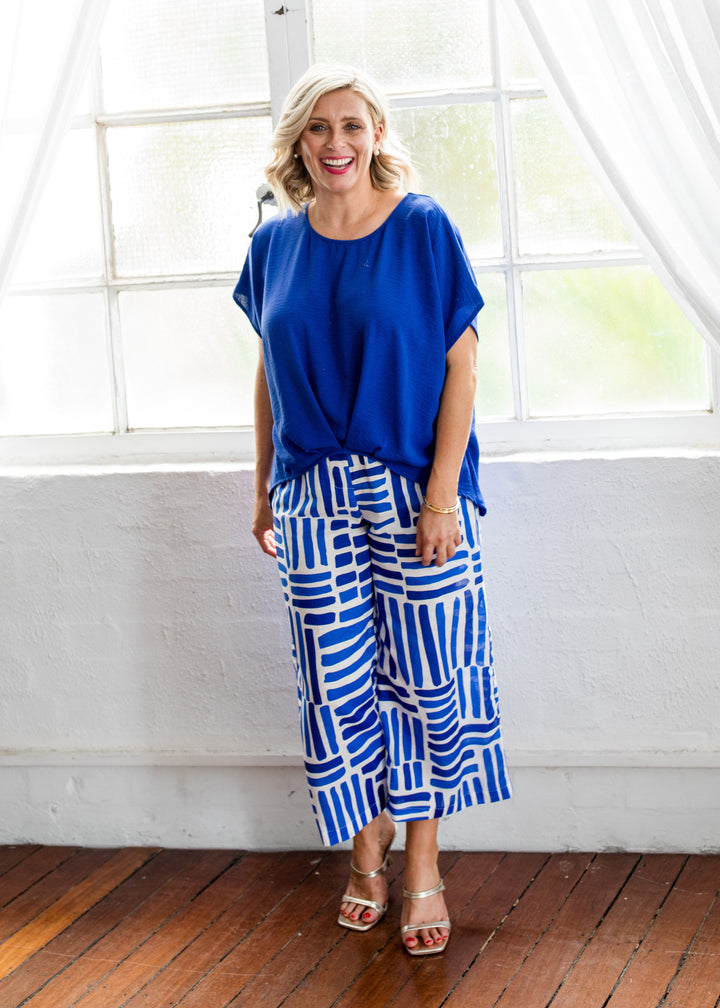 Zion linen crop pant in Gazebo blue