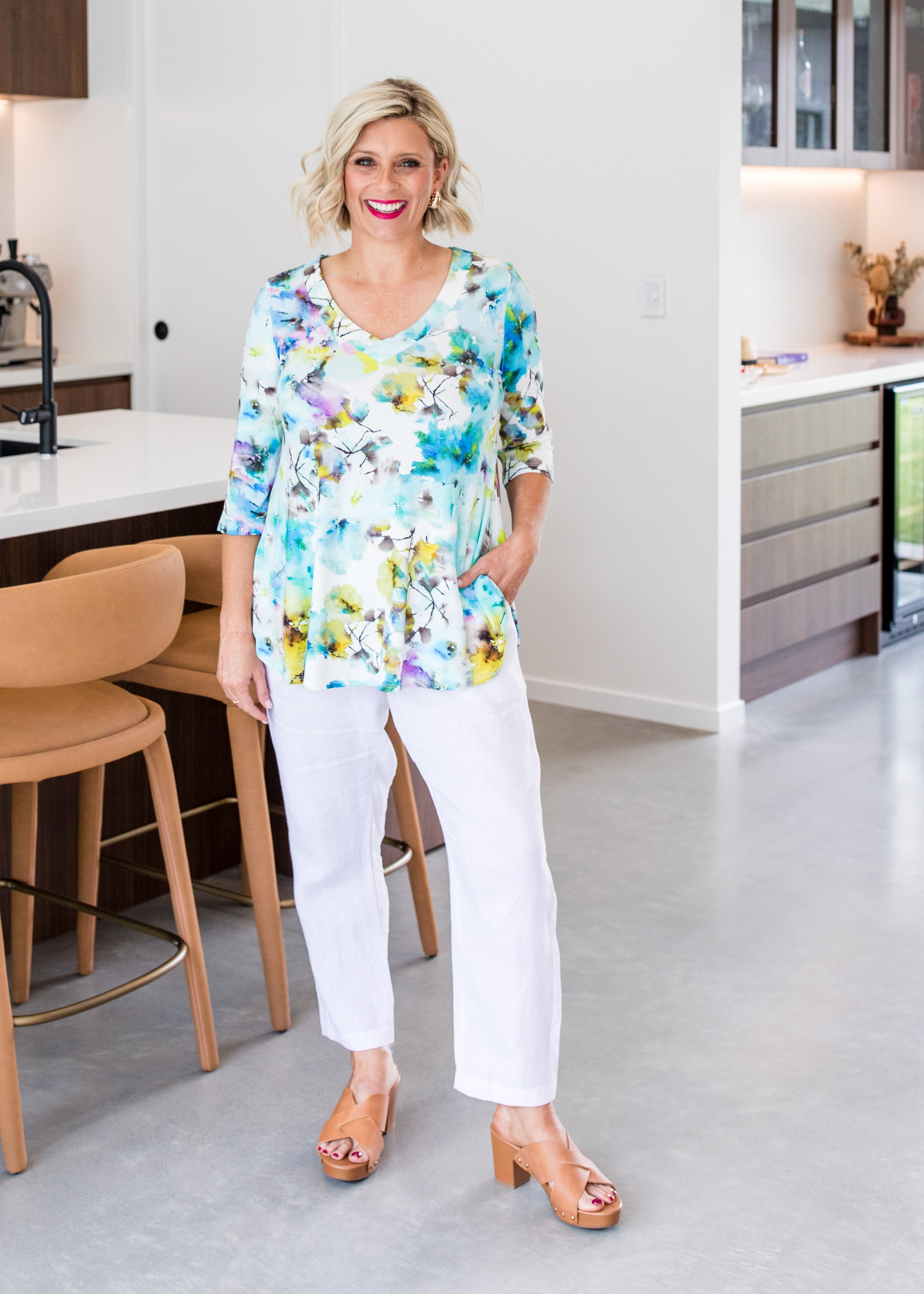 Harvey viscose jersey V neck tunic in Willow