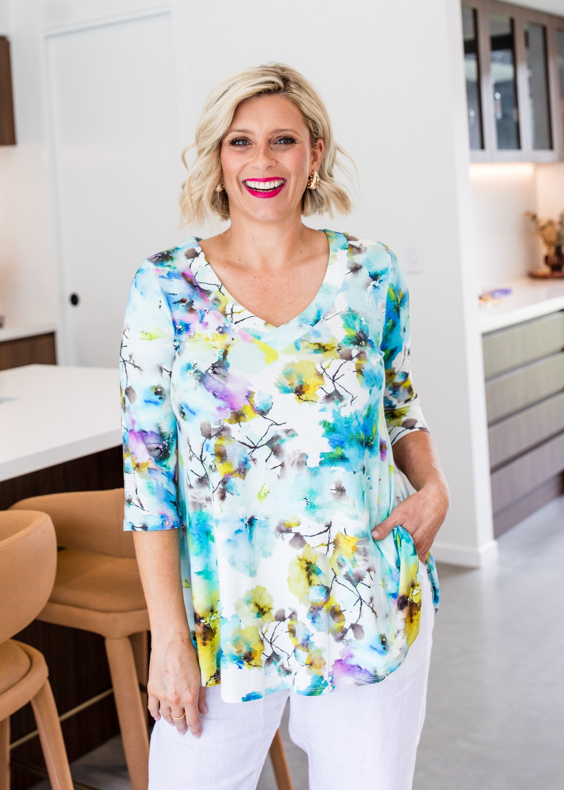 Harvey viscose jersey V neck tunic in Willow