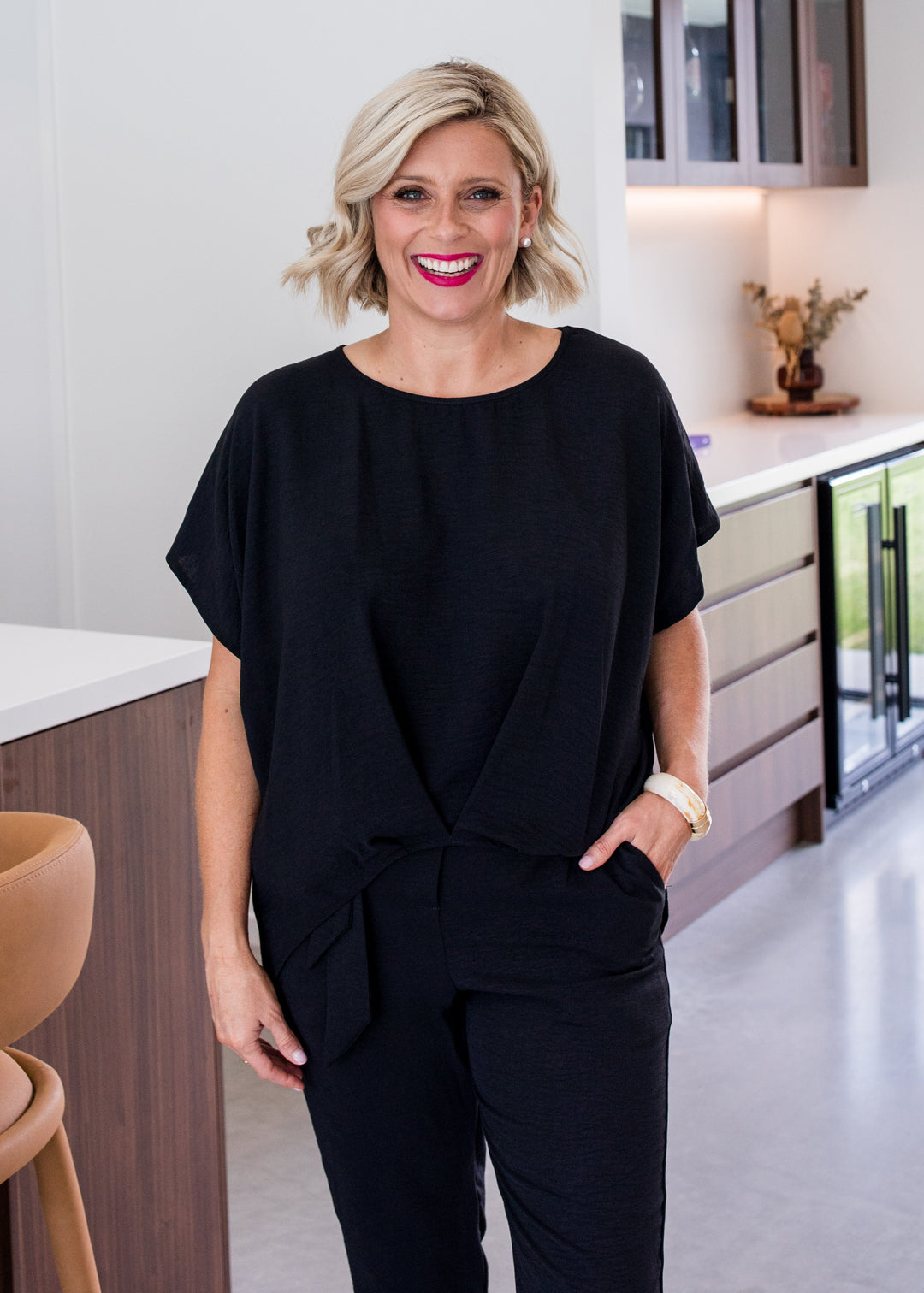 Origami Resort crepe top in black