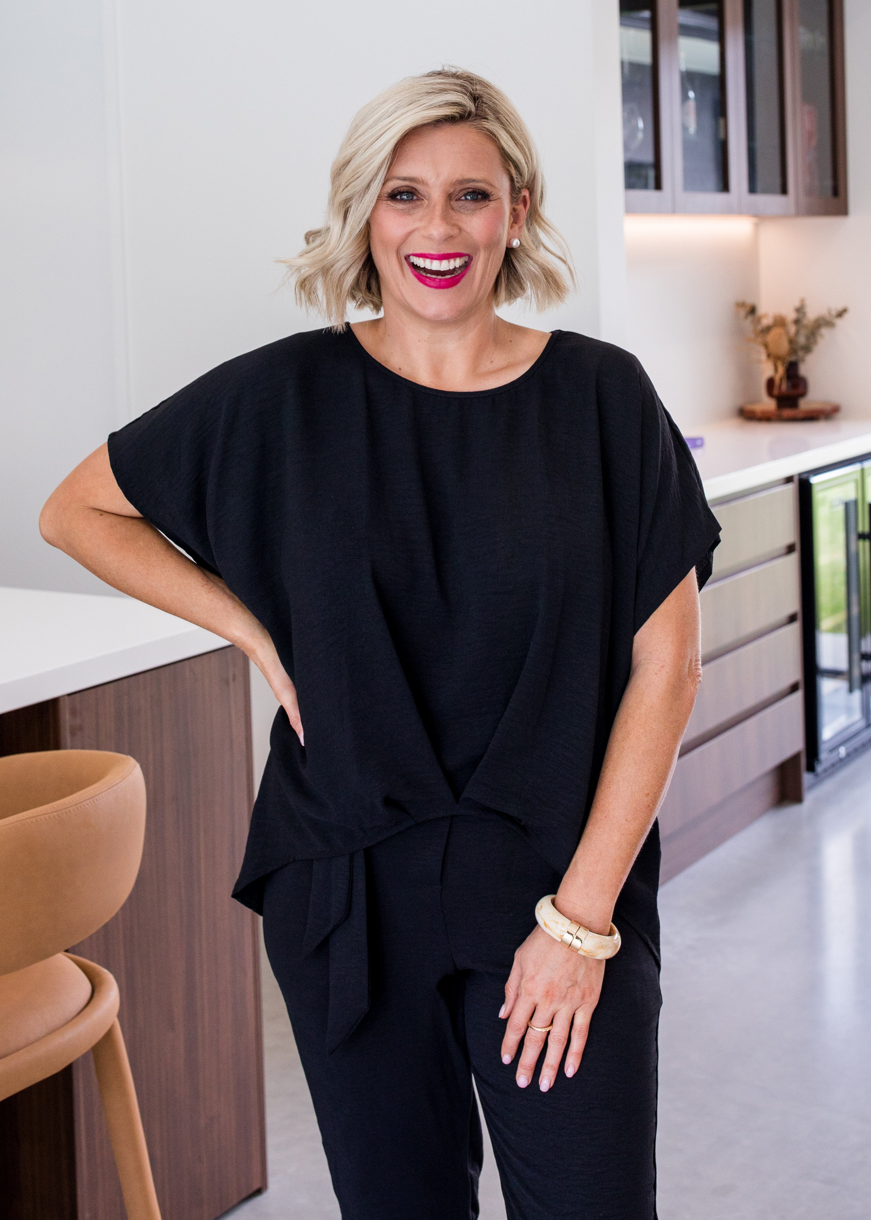 Origami Resort crepe top in black