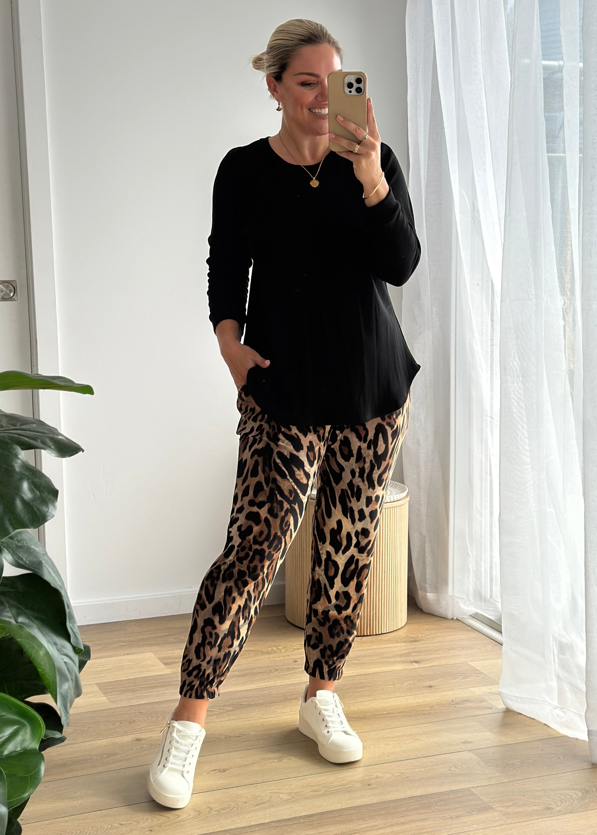Dublin jersey jogger pant in Soprano animal print