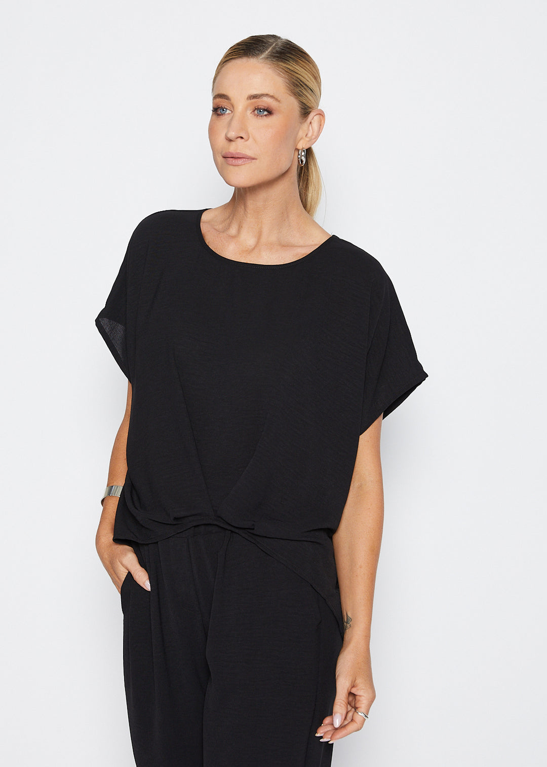 Origami Resort crepe top in black