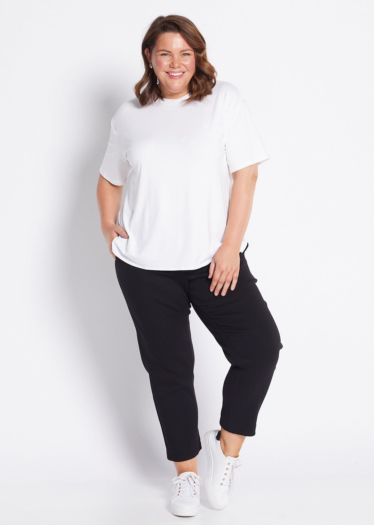 Bengaline Slub Stretch Relaxed Pant with Pockets in Black