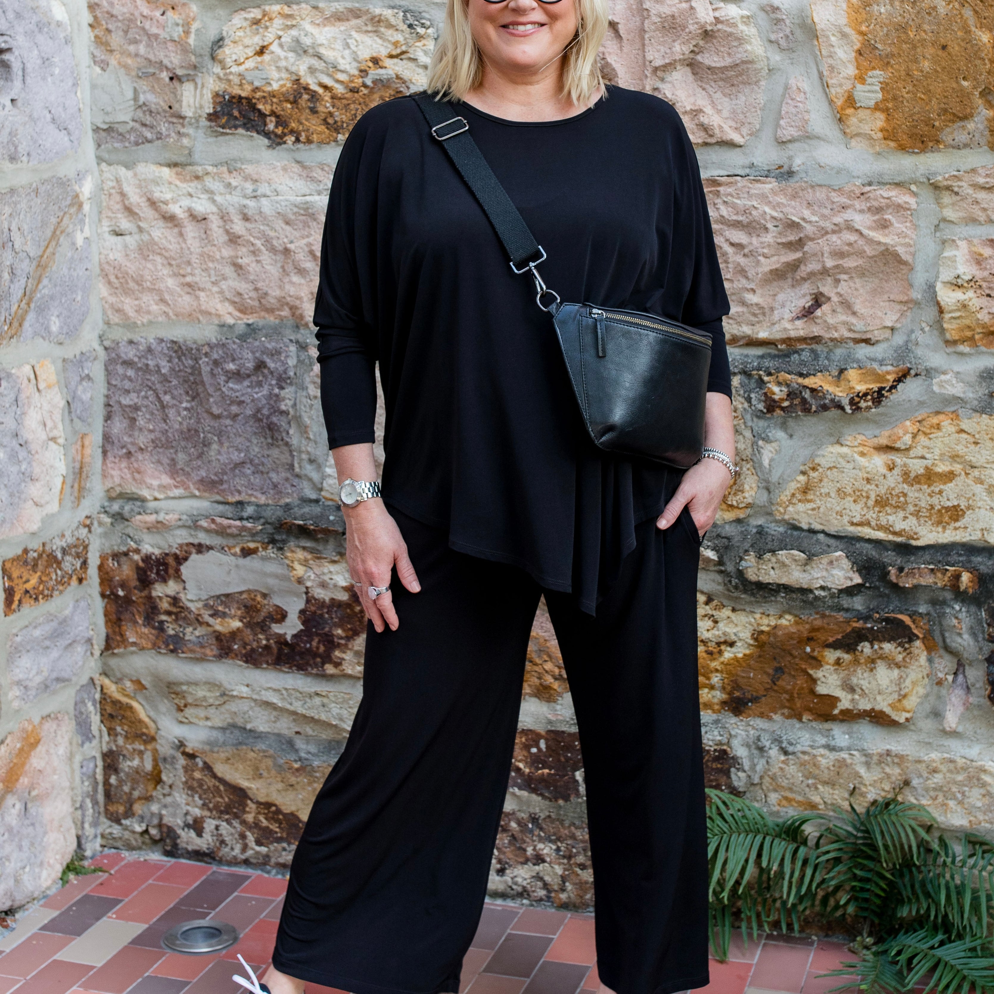 Slope Asymmetric Foundation Jersey Women's Tunic with a scoop neckline in black.