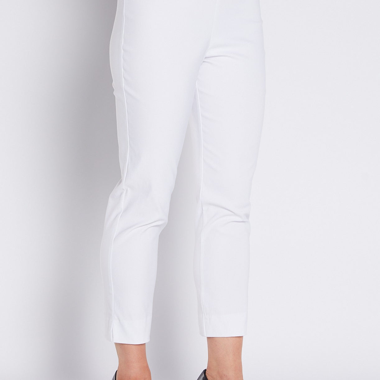 Bengaline Stretch 7/8 Slim Pant in White