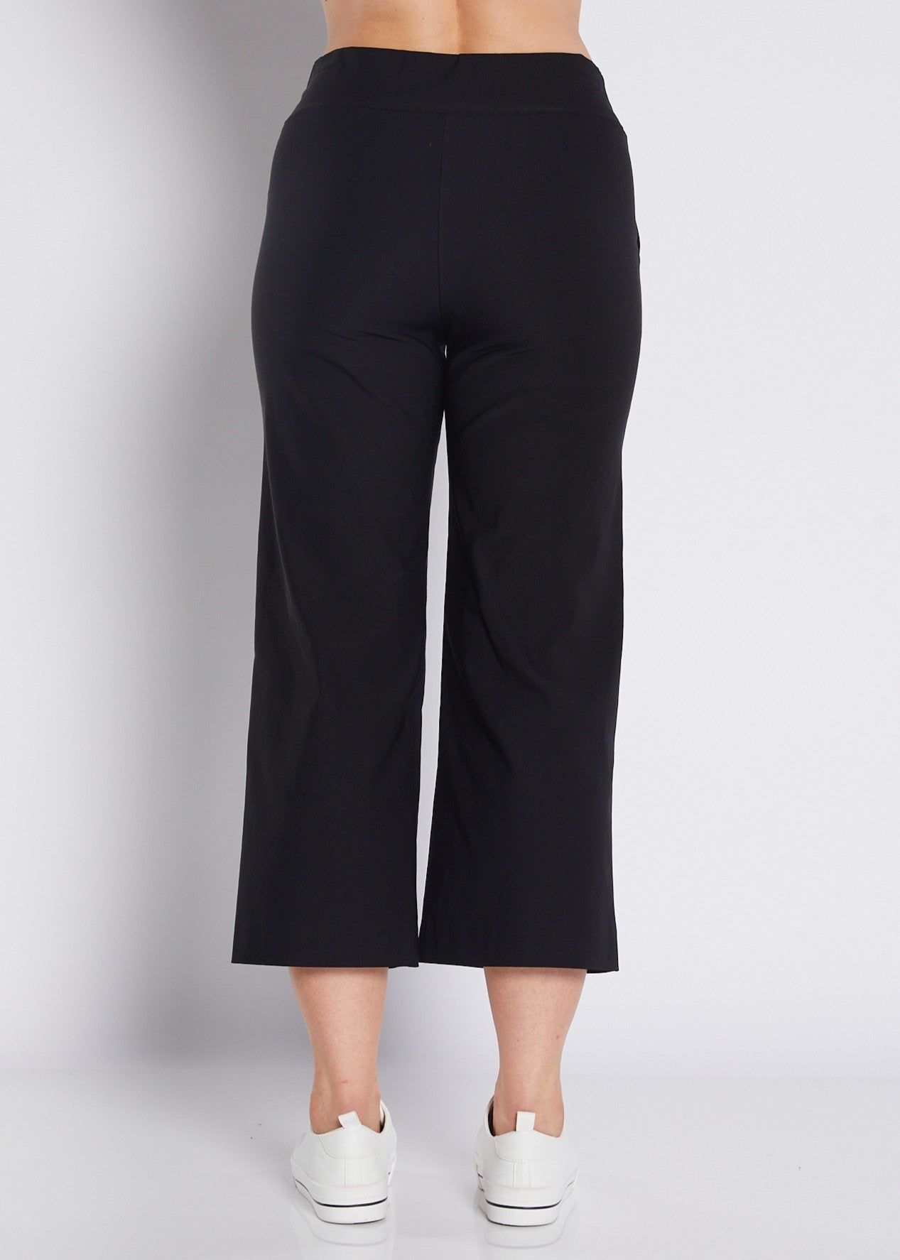 Bengaline Stretch Culottes with Pockets in Black