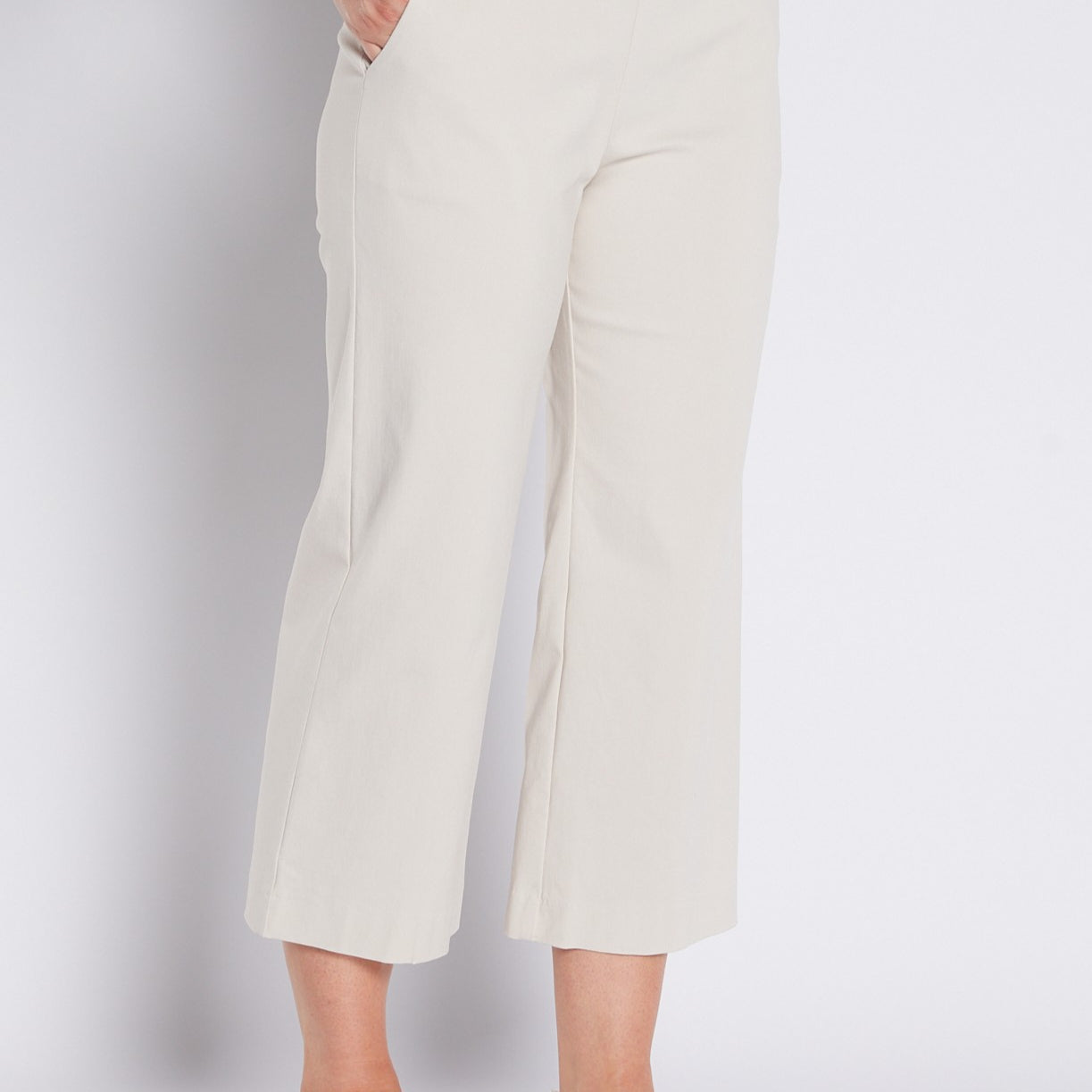 Bengaline Stretch Culottes with Pockets in Neutral Silt