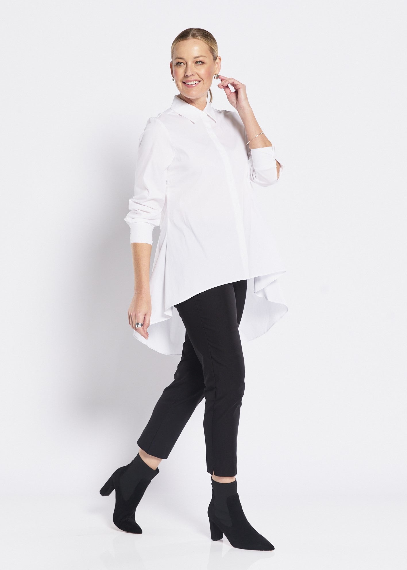 Ailsa City stretch cotton hi lo shirt in white