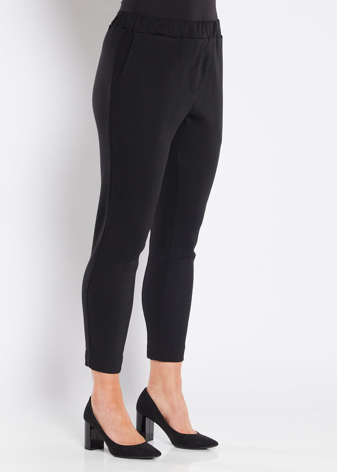 Social Bengaline slub relaxed pocket pant in black