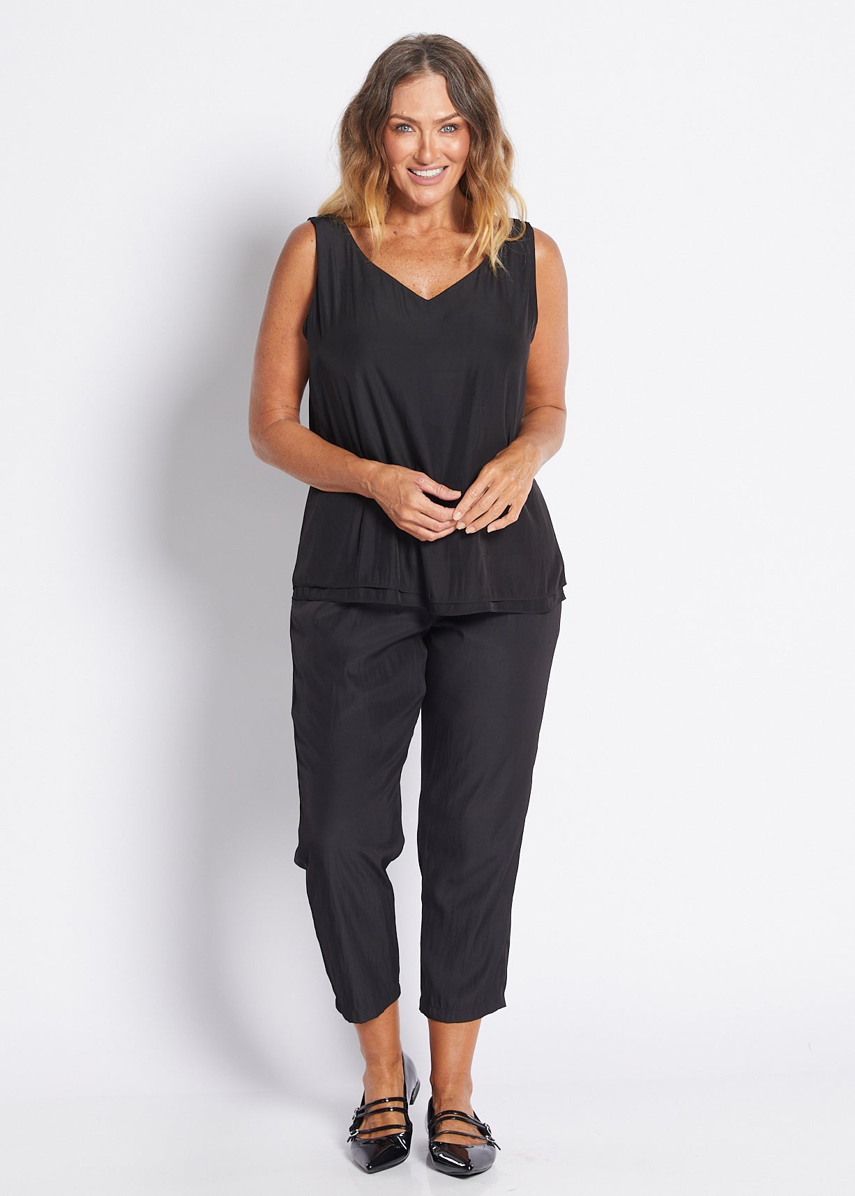 Silky Technical Tapered Pant in Black