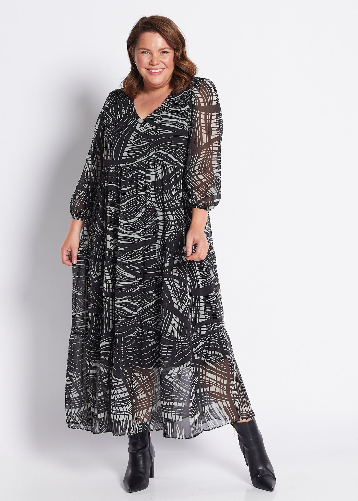 Chiffon Billow Maxi Dress in Green Black Print