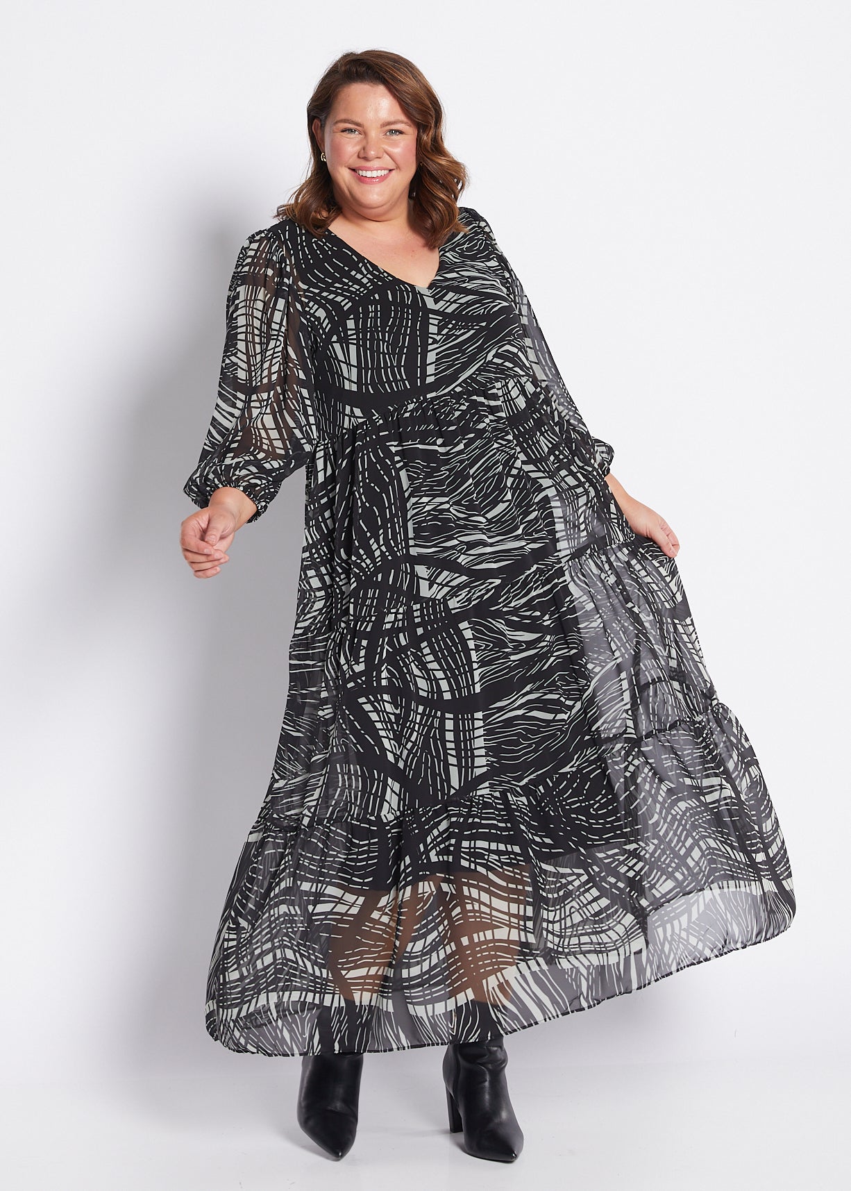 Chiffon Billow Maxi Dress in Green Black Print