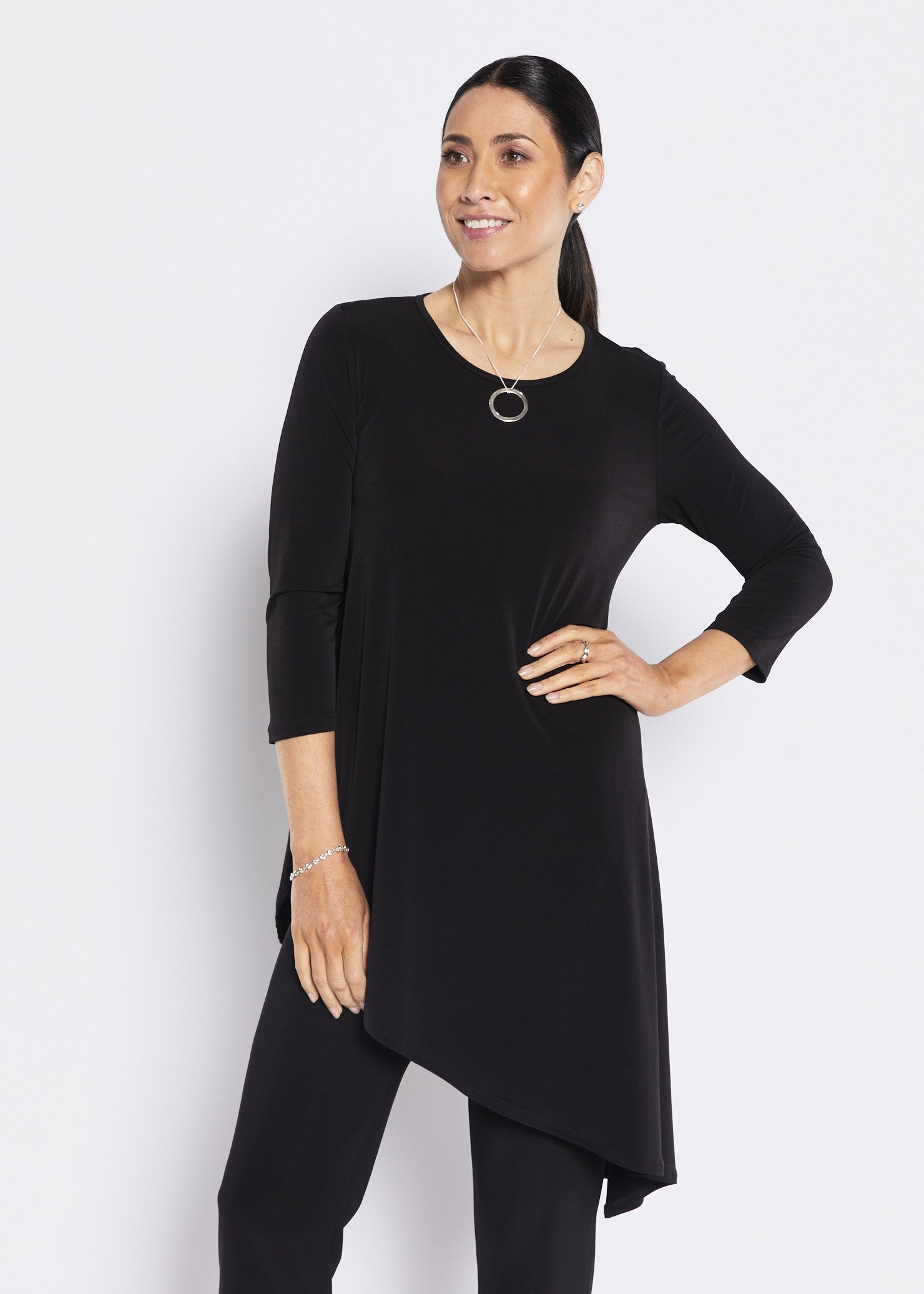 Pippet Foundation slinky jersey asymmetric tunic in black