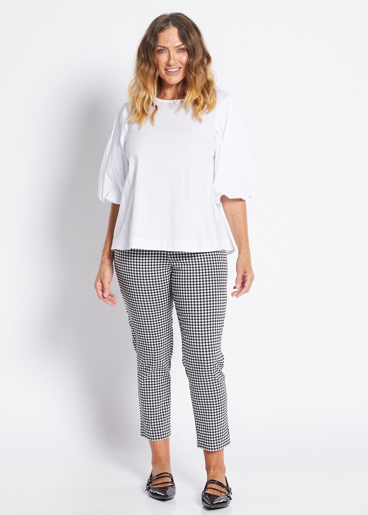 Easy Gingham Bengaline super stretch 7/8 fitted pant in black