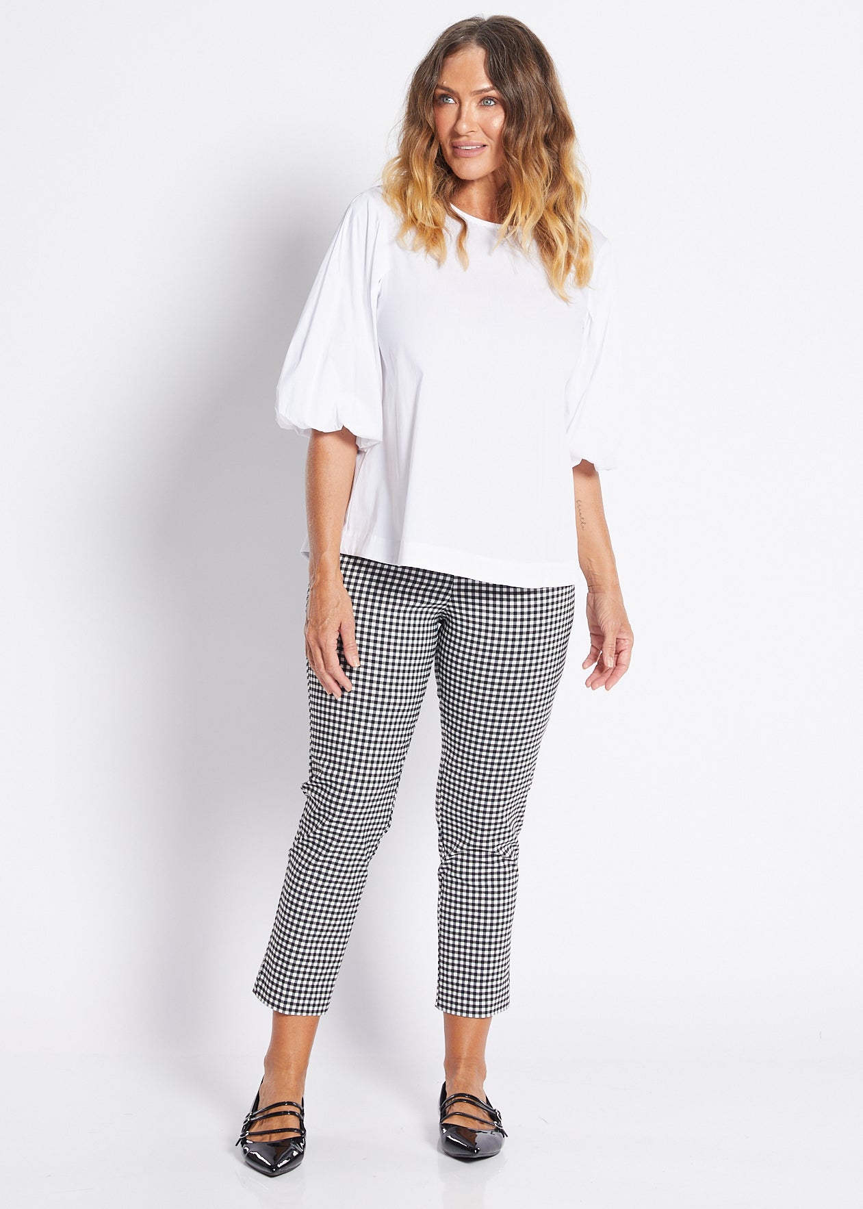 Easy Gingham Bengaline super stretch 7/8 fitted pant in black