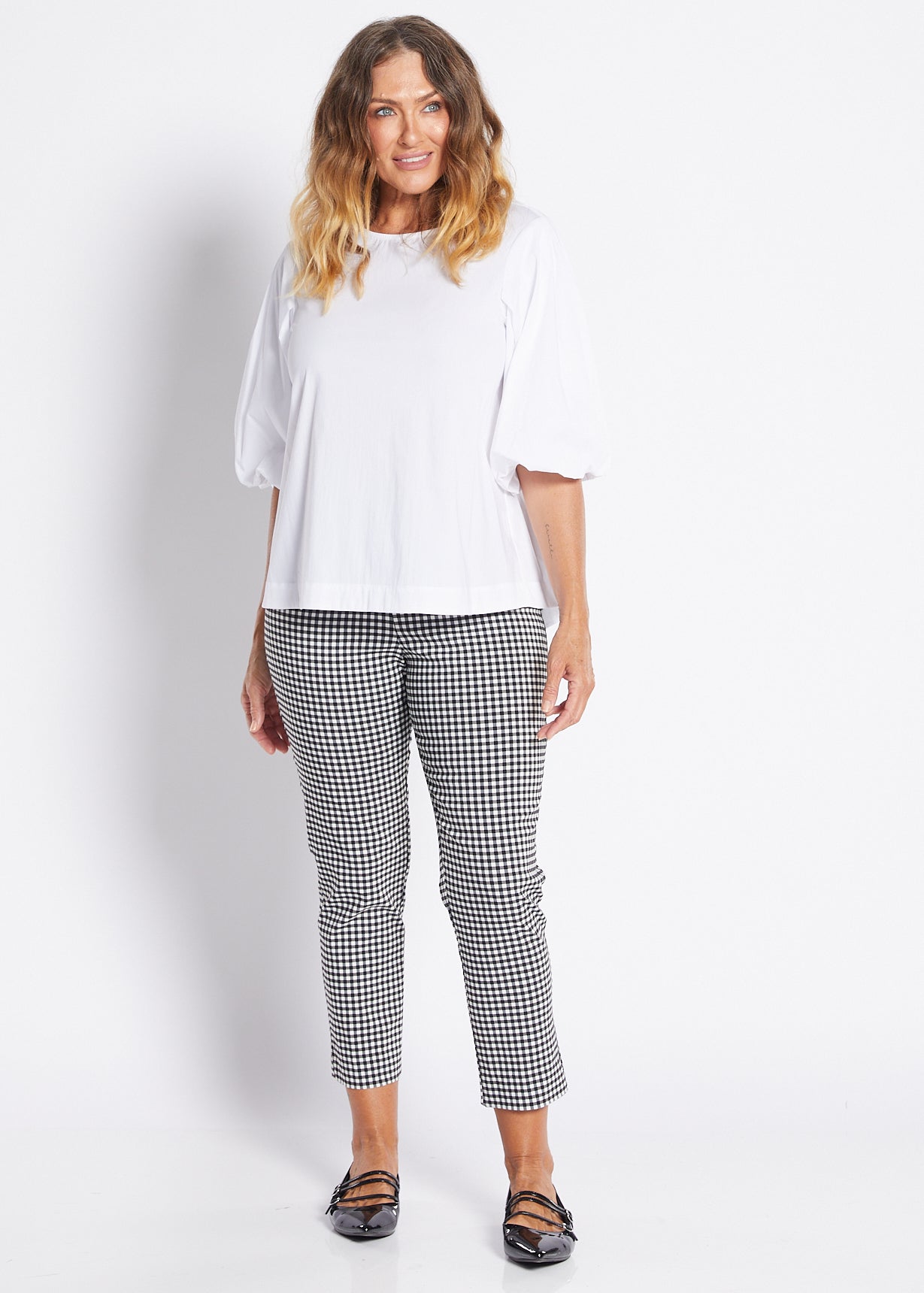 Easy Gingham Bengaline super stretch 7/8 fitted pant in black