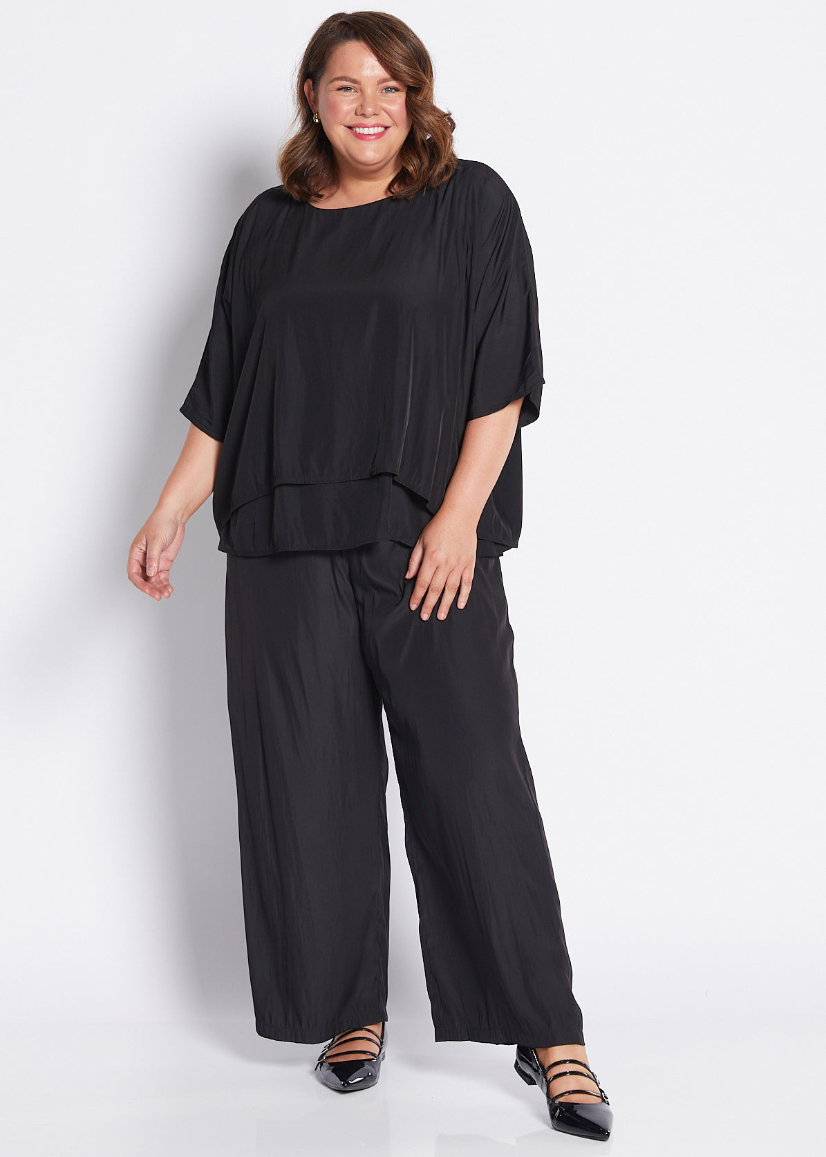 Silky Technical Layered Short Sleeve Top in Black