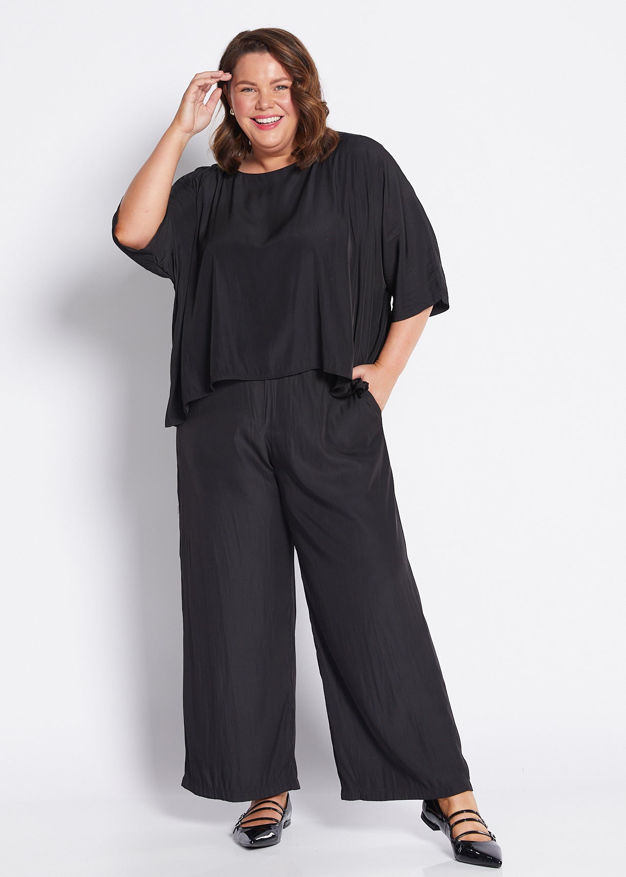 Silky Technical Layered Short Sleeve Top in Black
