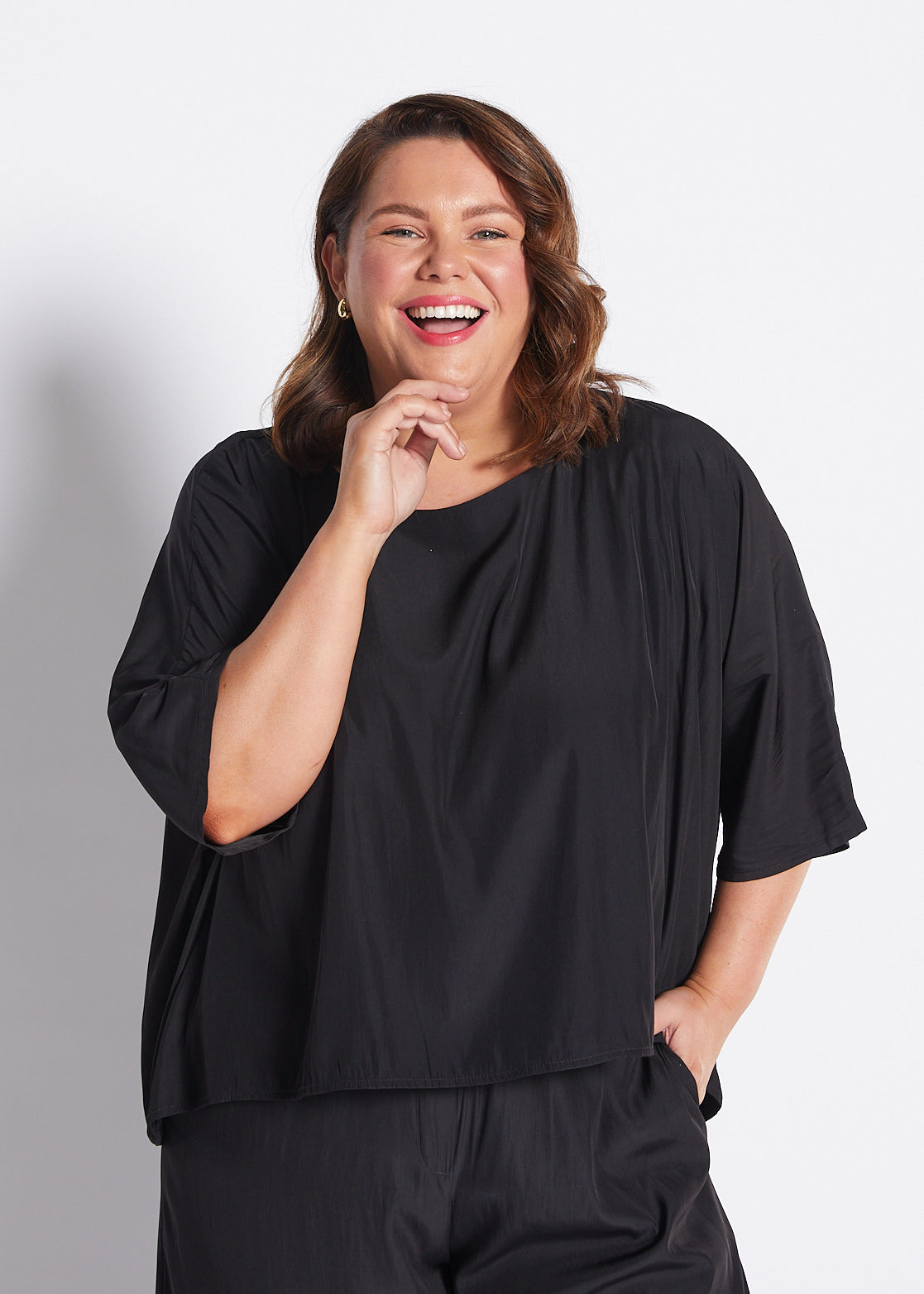 Silky Technical Layered Short Sleeve Top in Black