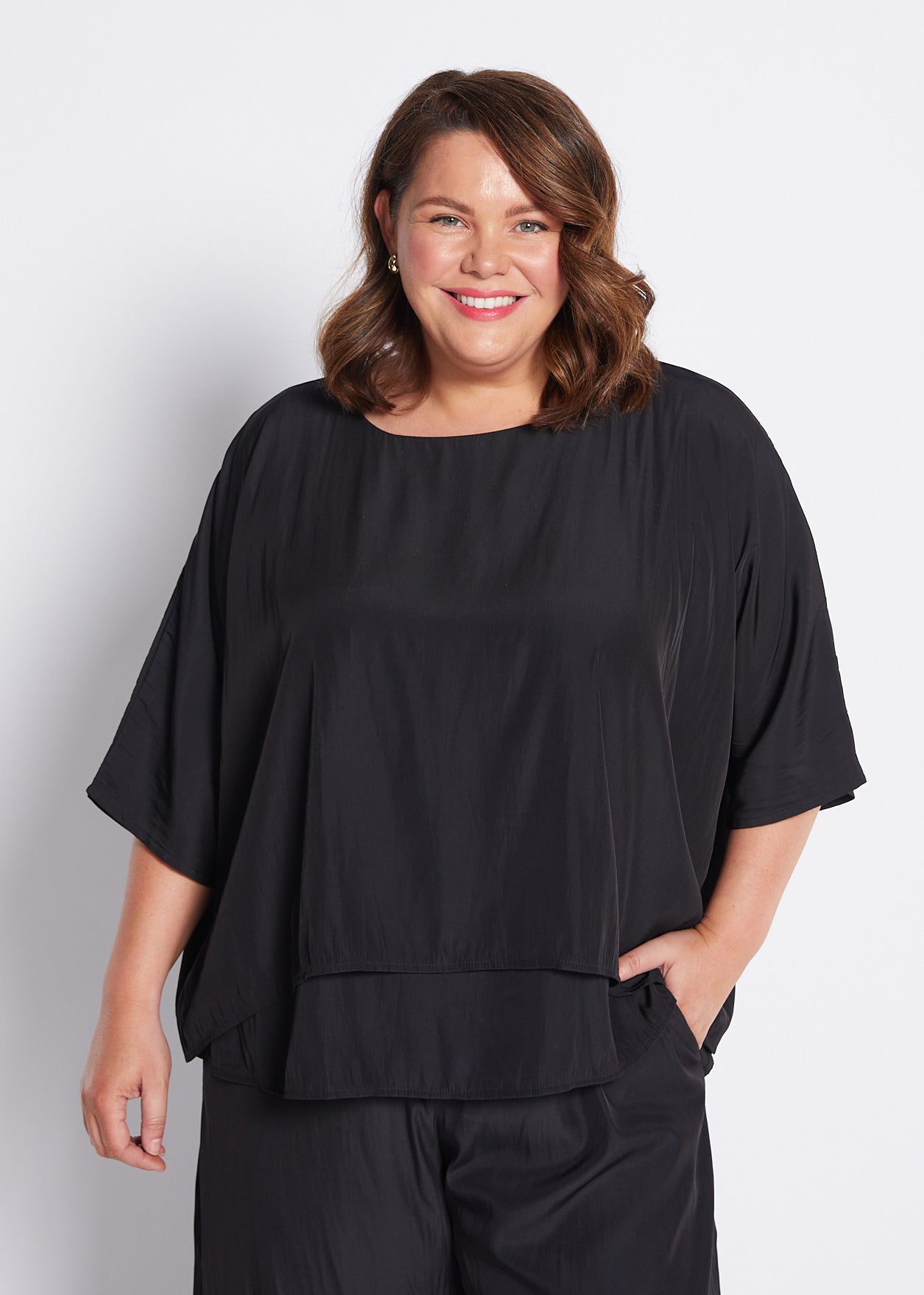 Silky Technical Layered Short Sleeve Top in Black