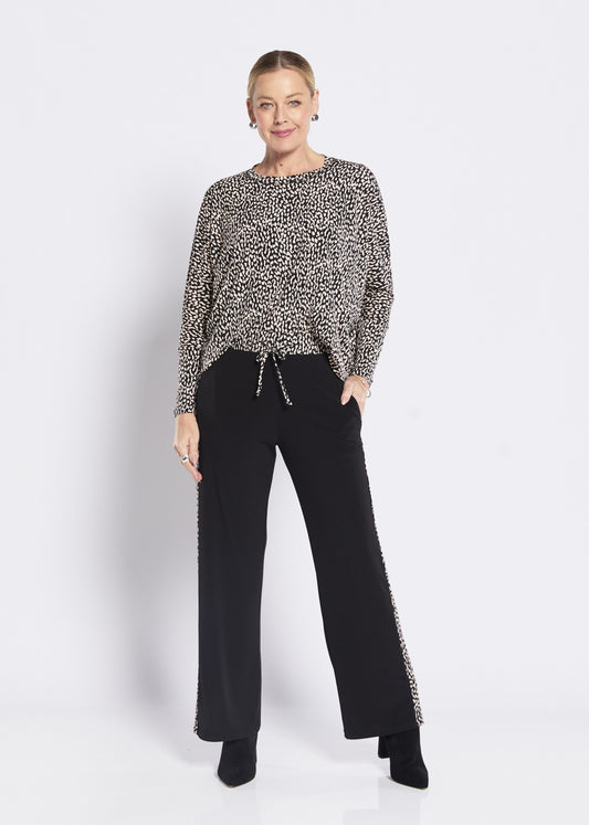 Juice slinky jersey relaxed spliced pant in Lennox animal