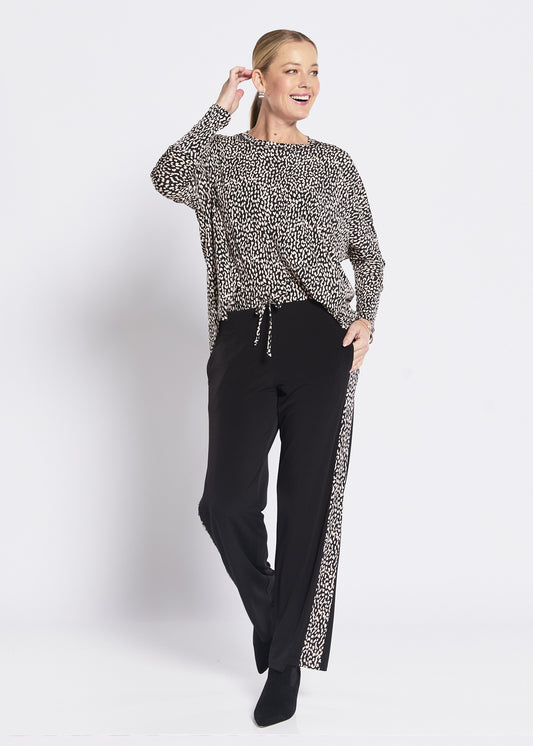 Juice slinky jersey relaxed spliced pant in Lennox animal