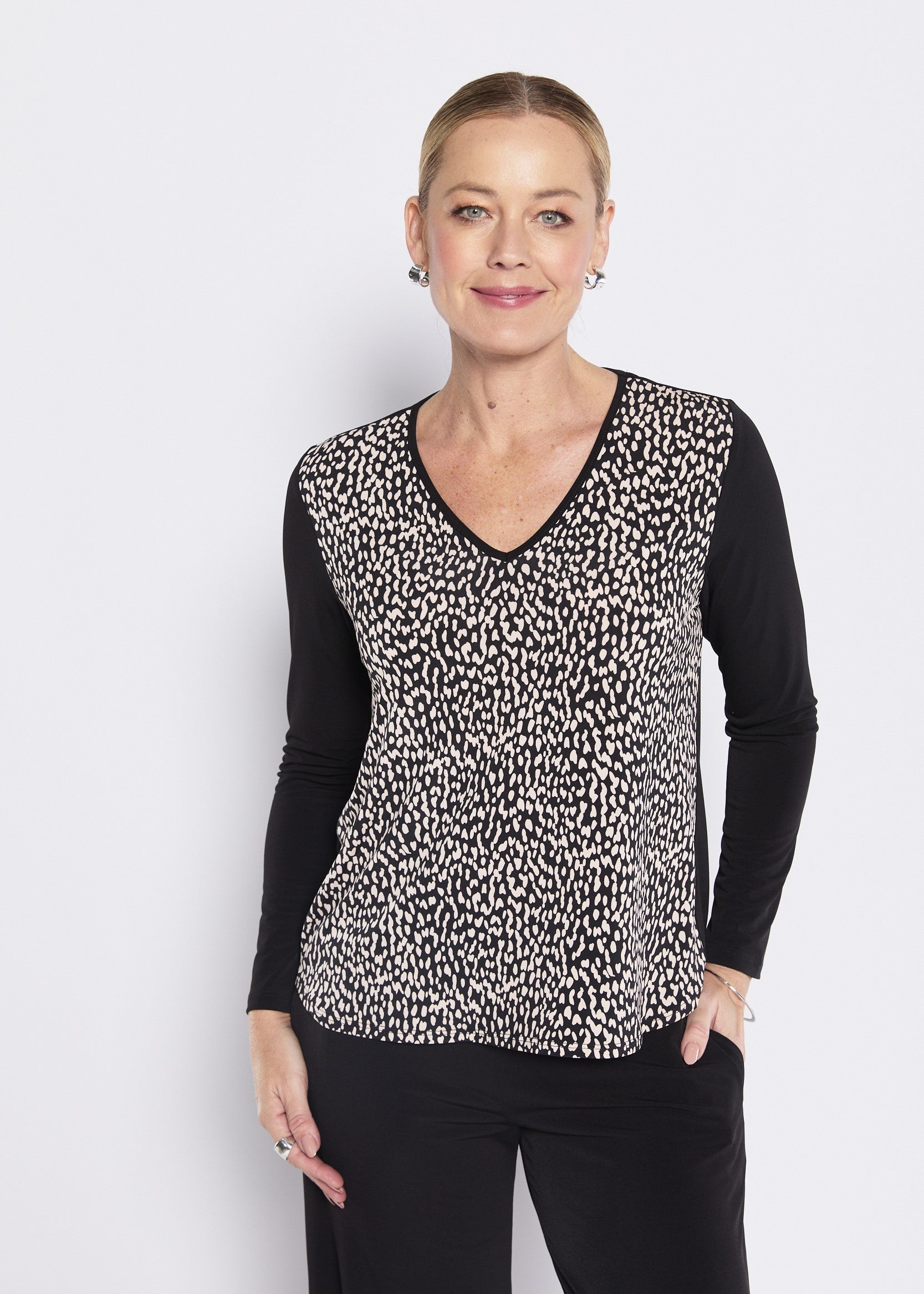 Jersey Spliced V Neck Top in Animal Print