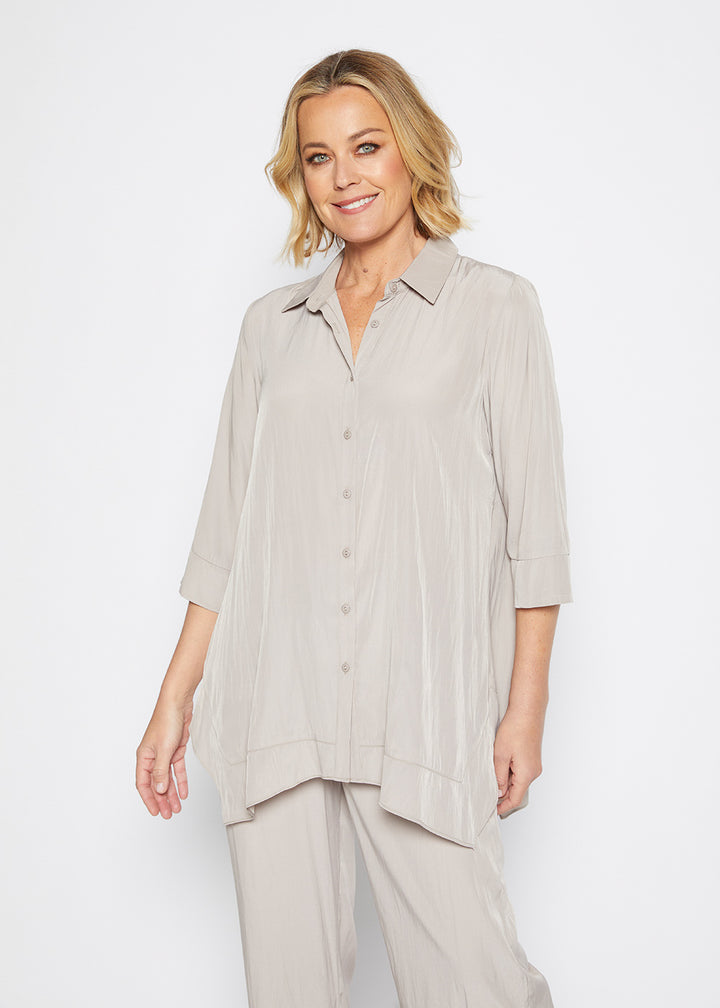 Genesis Lustre Shirt in Praline