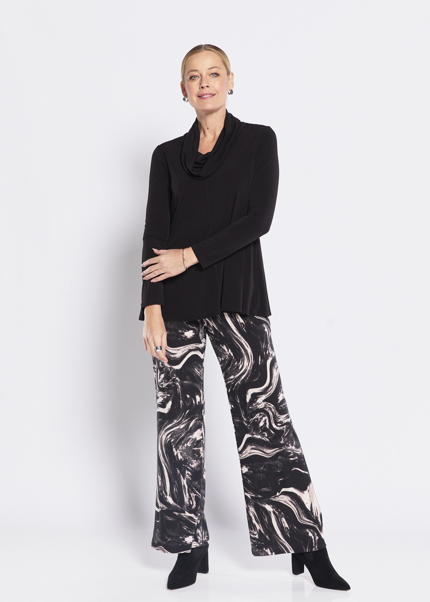 Brushed Jersey Relaxed Wide Leg Pant with Pockets in Black White Pink print
