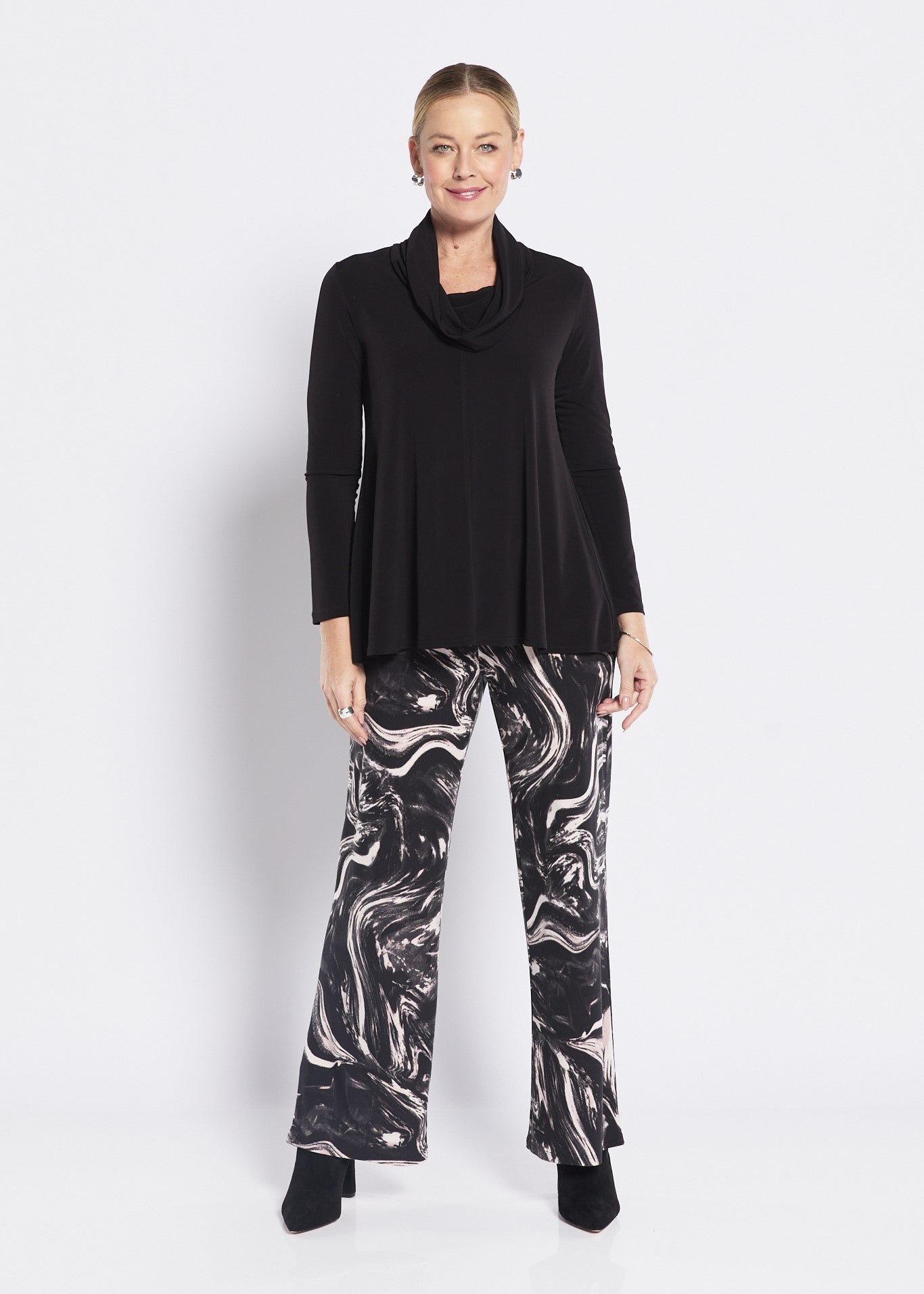 Brushed Jersey Relaxed Wide Leg Pant with Pockets in Black White Pink print