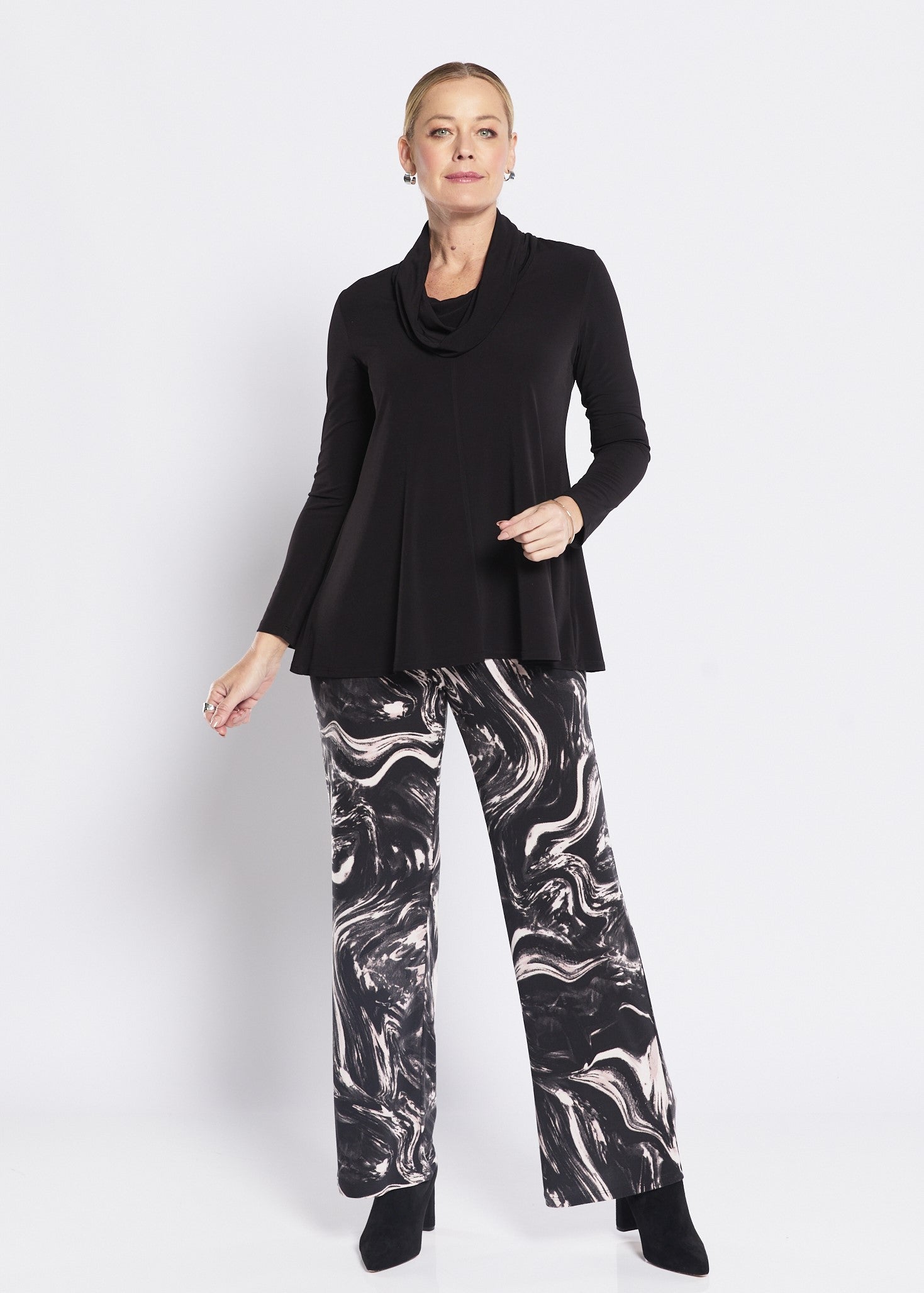 Brushed Jersey Relaxed Wide Leg Pant with Pockets in Black White Pink print