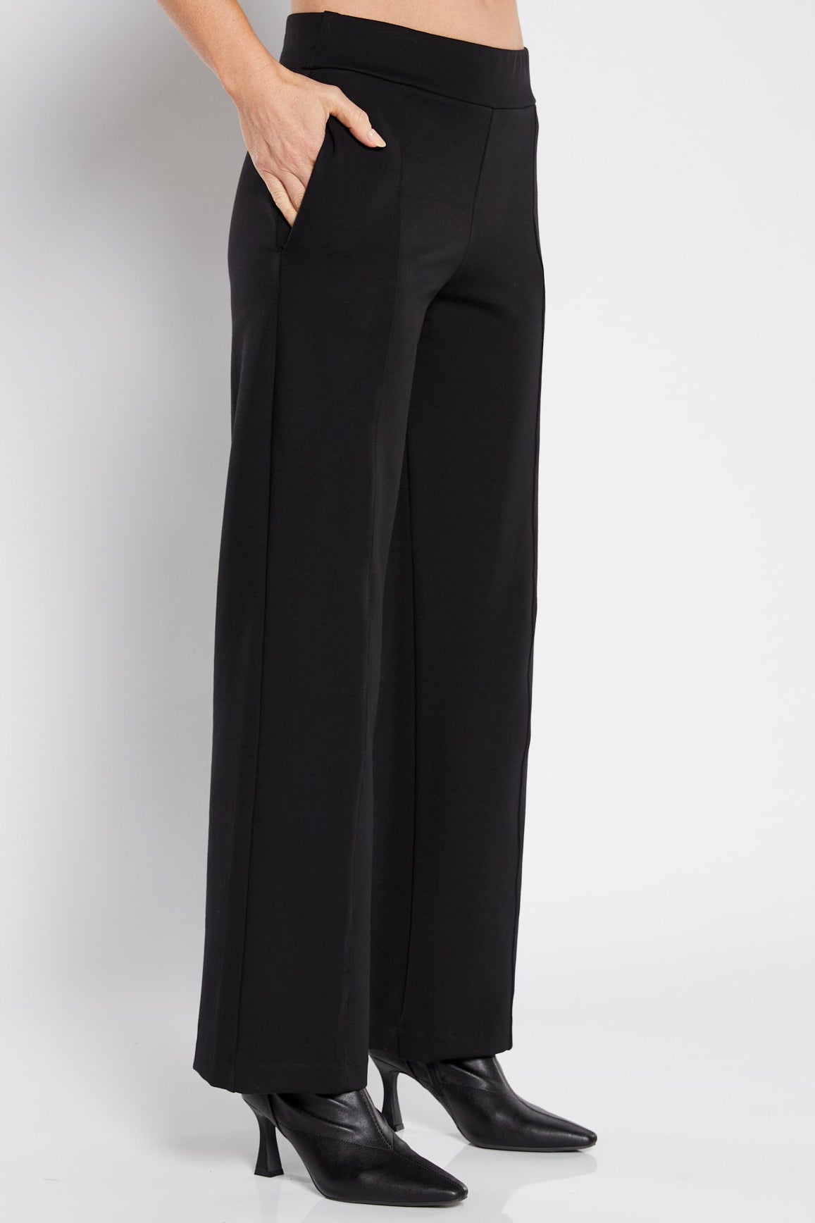 Ponte Tailored Pant with Pockets in Black