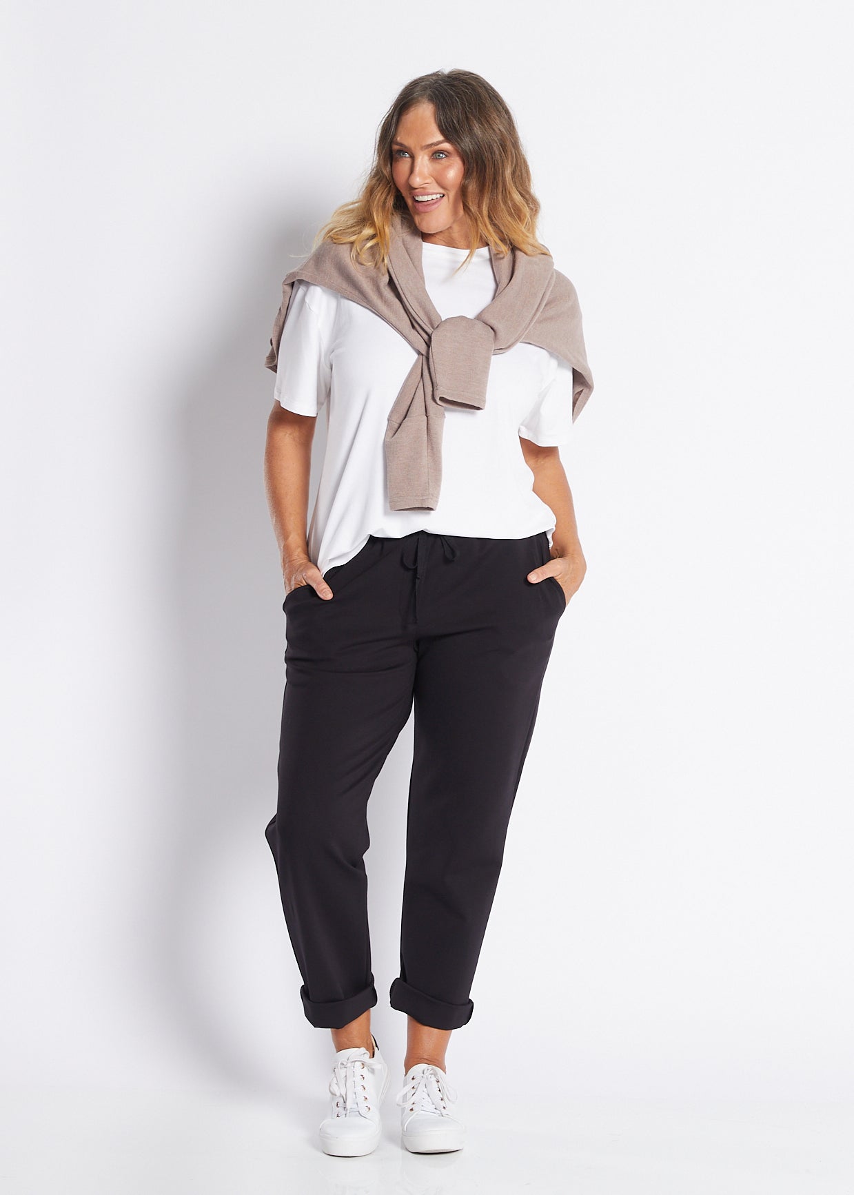 Ponte Relaxed Pant with Pockets in Black