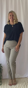Narrow Miracle Bengaline Women's full-length slim-cut pants in raffia.