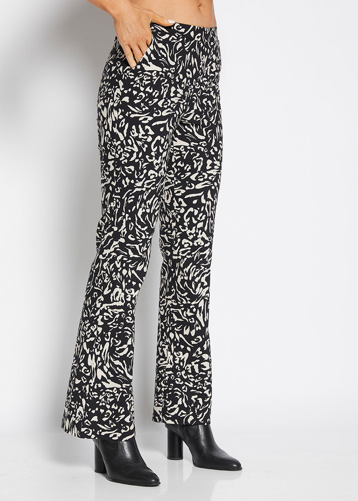 Strut Printed Bengaline Bootcut pant in Haze print