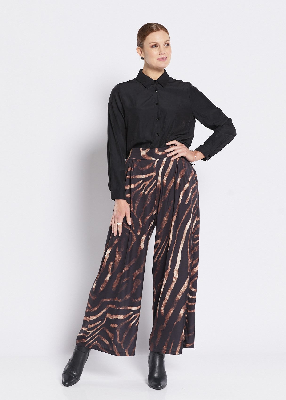 Satin Wide Leg Pant in Animal Print