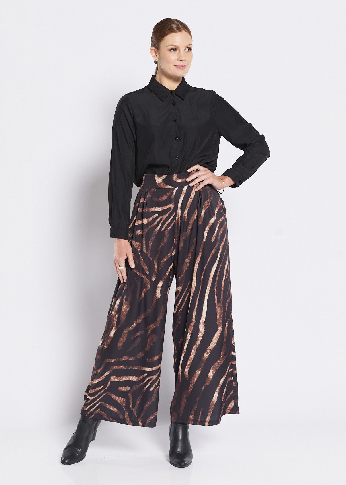 Satin Wide Leg Pant in Animal Print