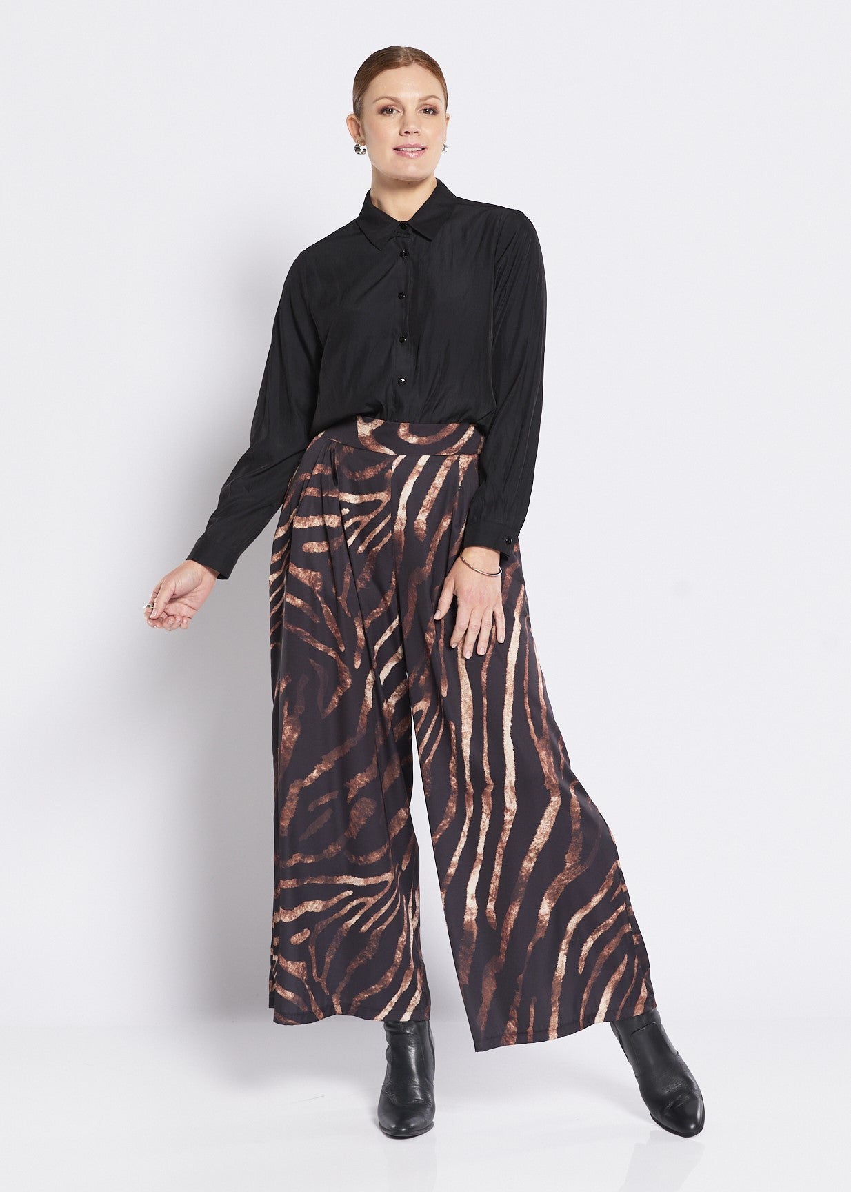 Satin Wide Leg Pant in Animal Print