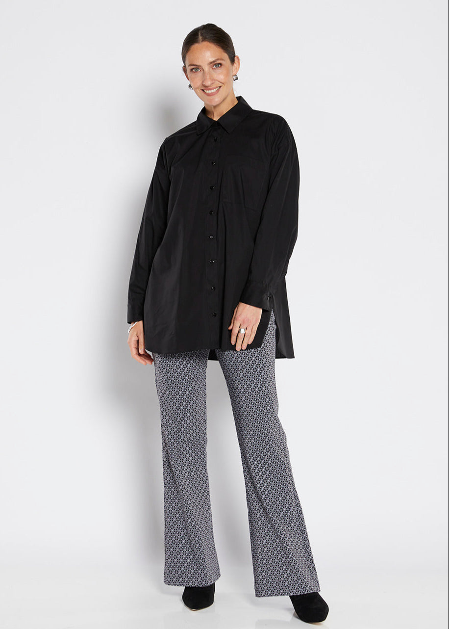 Jojo City stretch cotton oversized boyfriend shirt in black