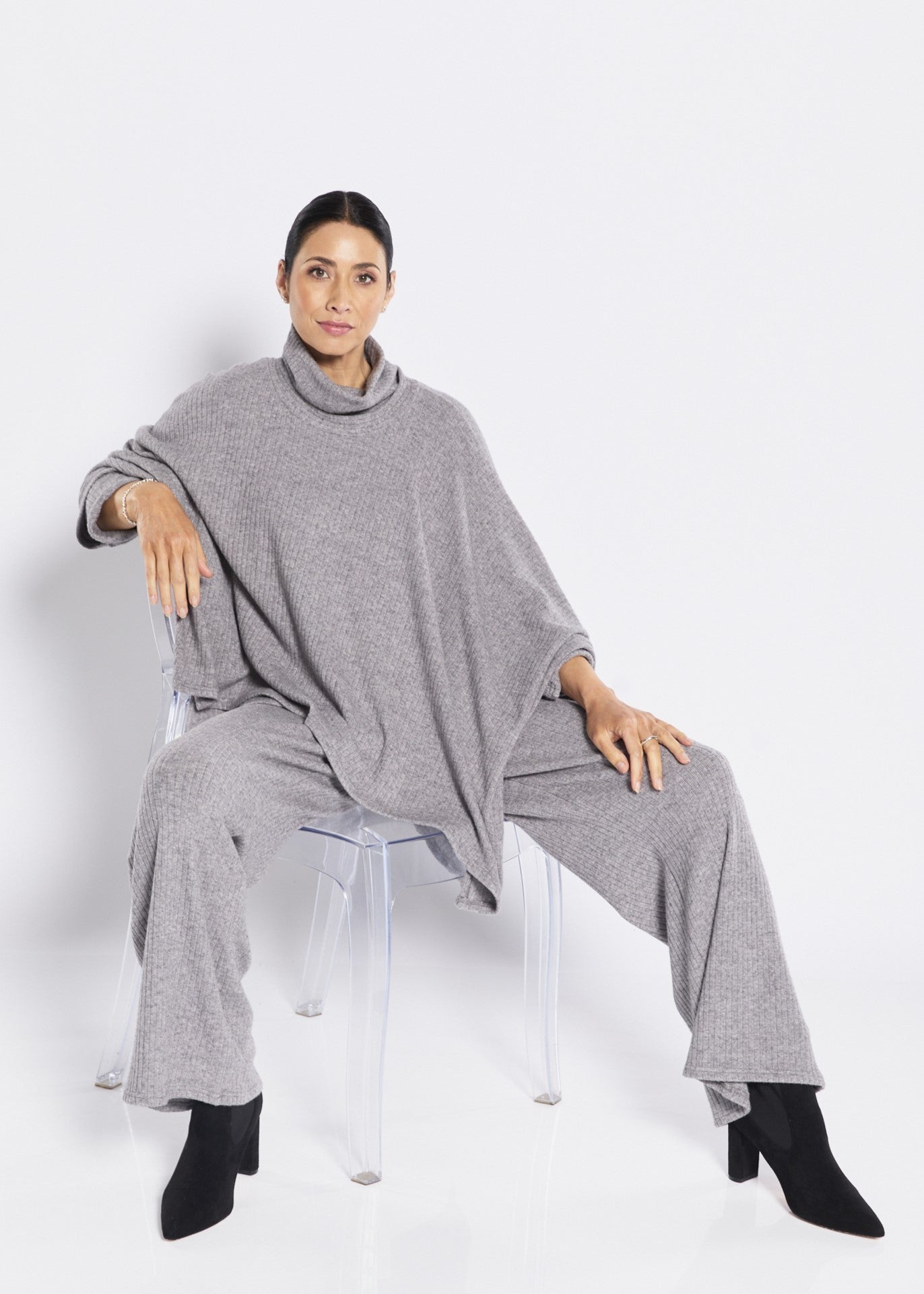 Rib Knit Poncho in Grey